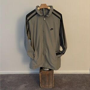 Nike Gray and Black Windbreaker Jacket